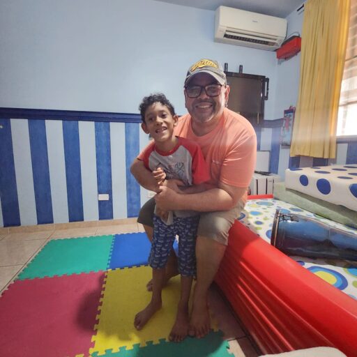 Transforma Vidas Apoyando a la Fundación Guerreros de Barrio